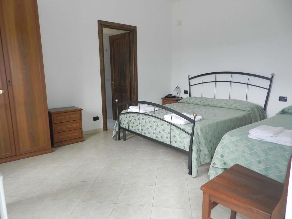 Bel Tempio Guest House San Giovanni a Piro Exterior foto